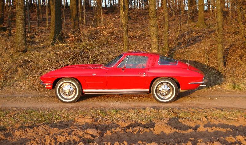MARTINSRANCH 64 Corvette Sting Ray Coupe red-red  